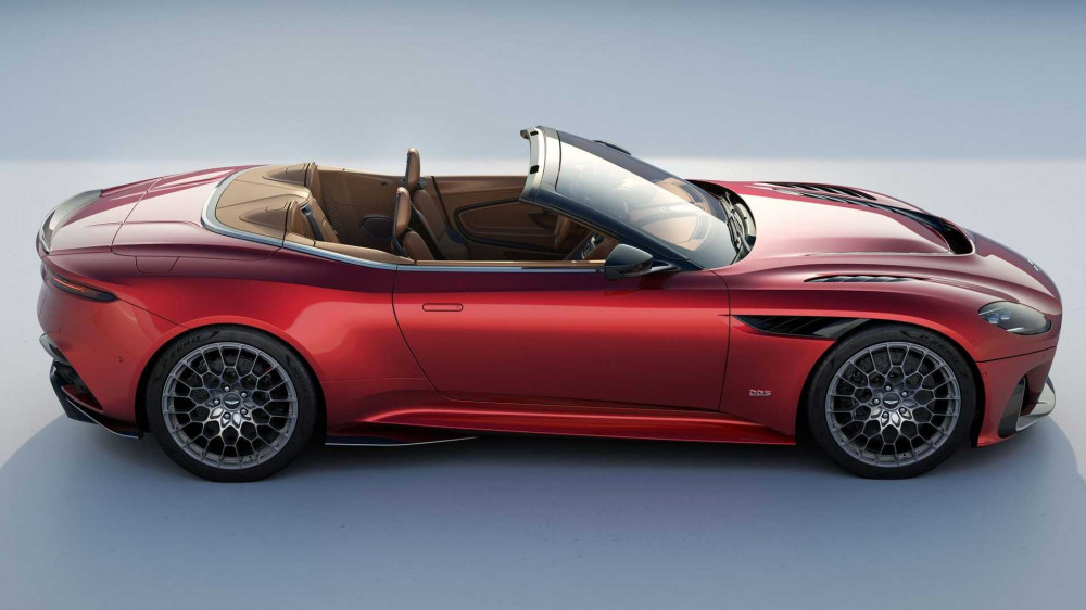 Aston Martin DBS 770 Ultimate Volante